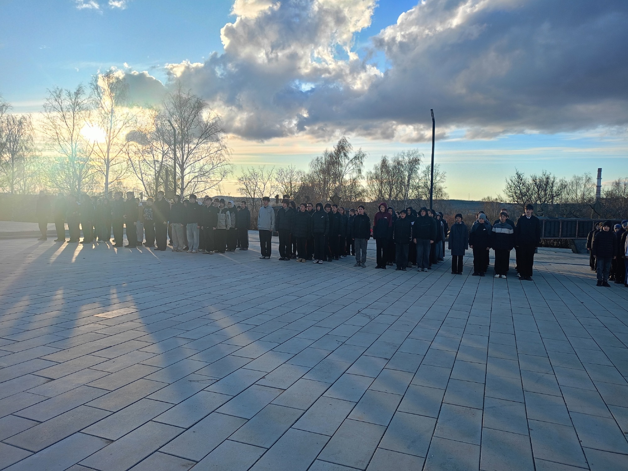 Идет подготовка к параду Победы курсантов кадетских классов Лицея имени Г. С. Шпагина..